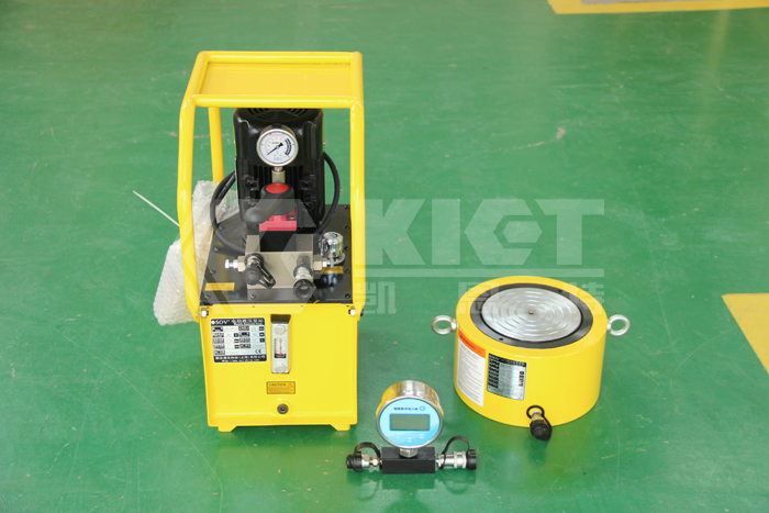 250噸薄型液壓千斤頂配套0.75KW電動(dòng)泵