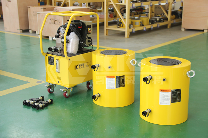 2臺(tái)500噸大噸位液壓千斤頂配套2.2KW電動(dòng)泵